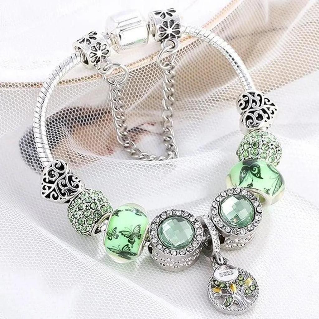 Armband in Weissgold und grünem Kristall