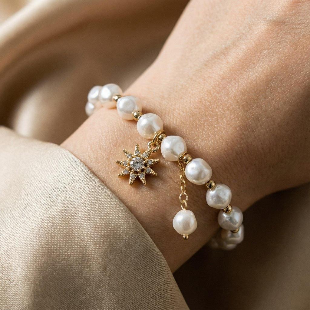 Armband mit Medaillon aus Weissgold, Gänseblümchen und Sonnenblume