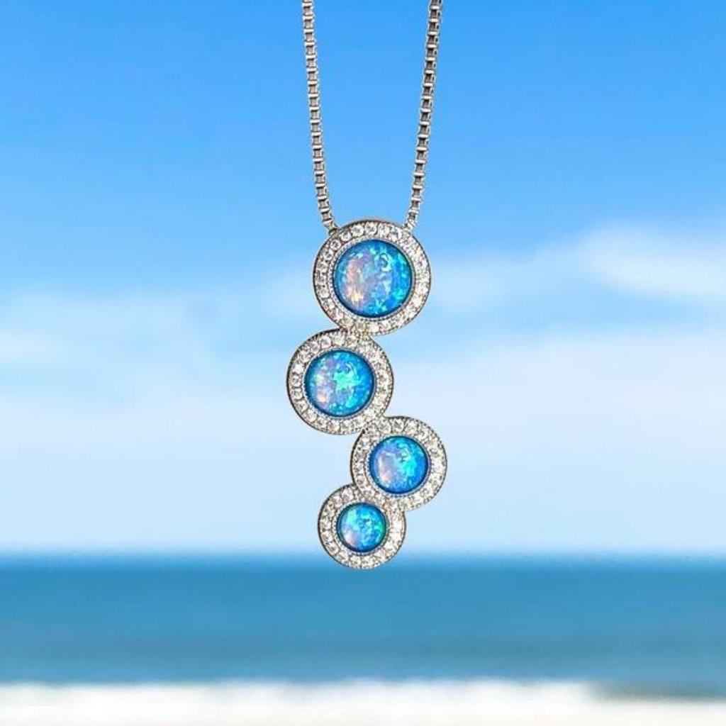 Brillant-Halskette mit Opal in Weissgold
