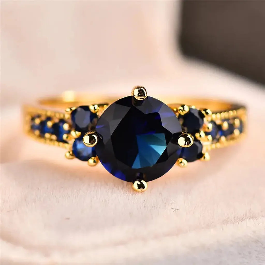 Celia Serawyn Ring | Gold