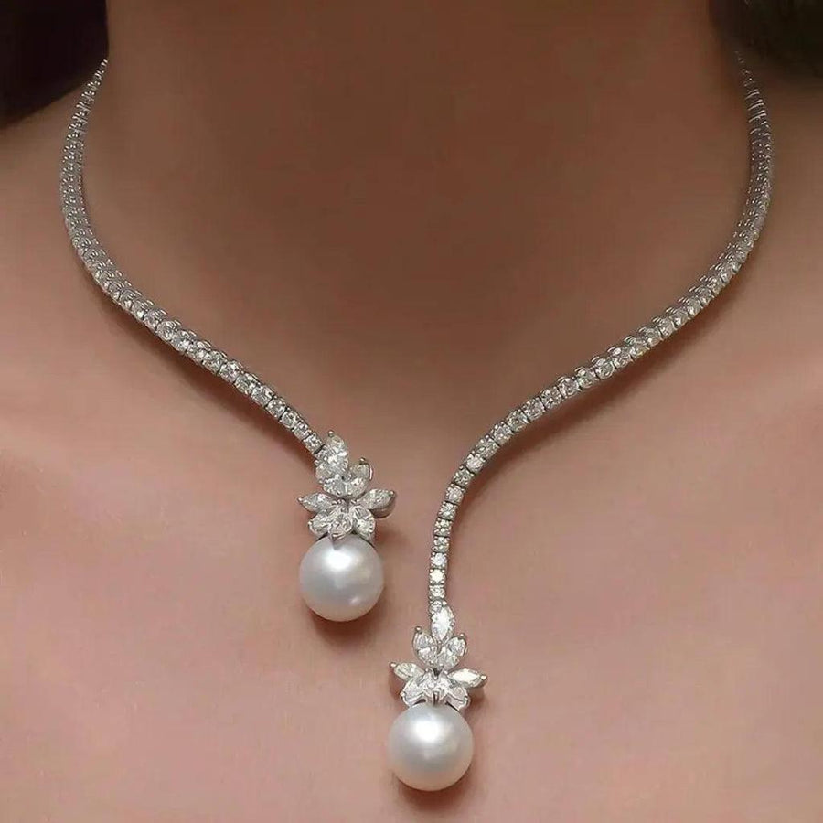 Elegante und strahlende Halskette aus Perlen in Weissgold