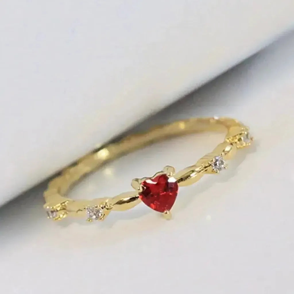 Korallenring aus Weissgold