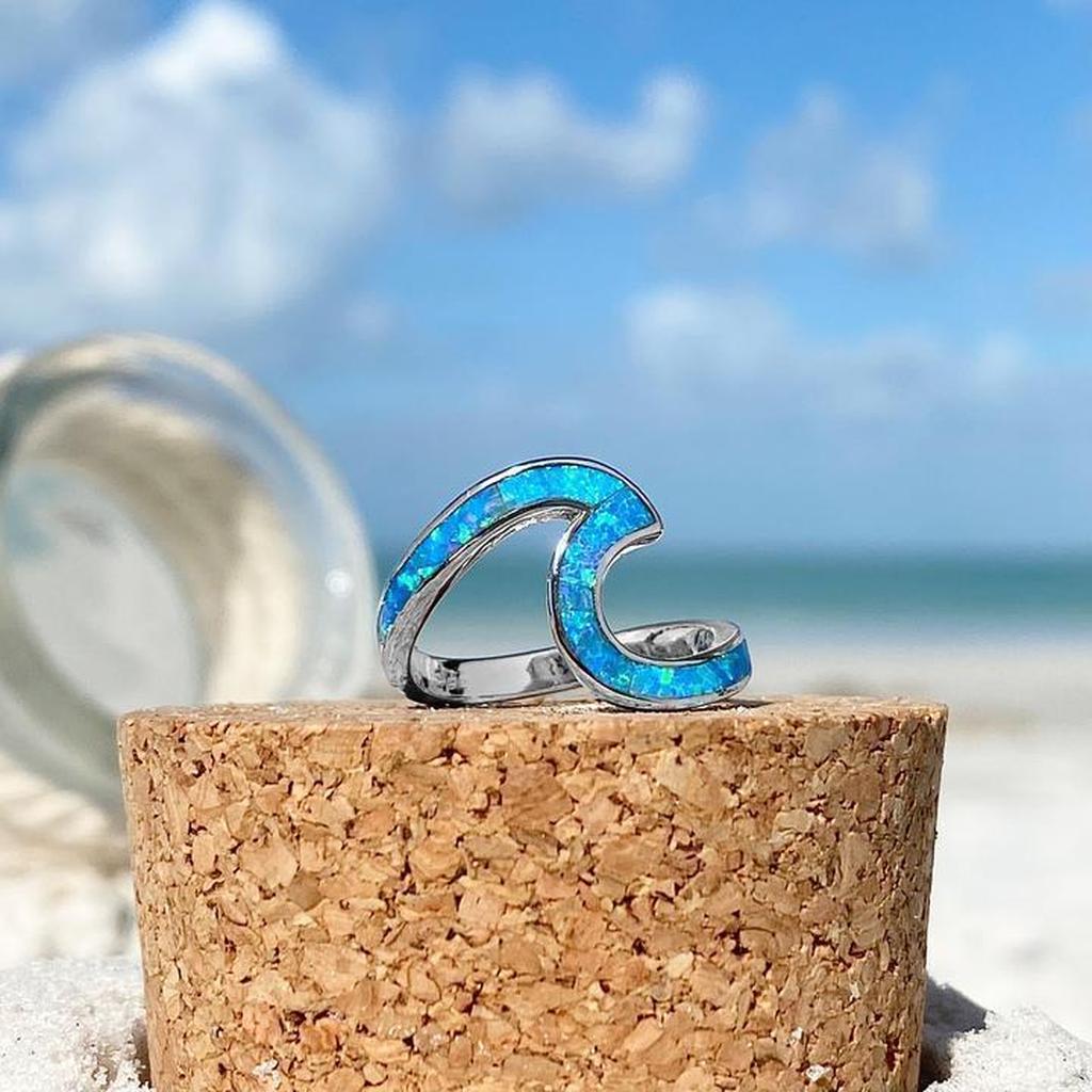 Ring Meer in Opal und Weissgold