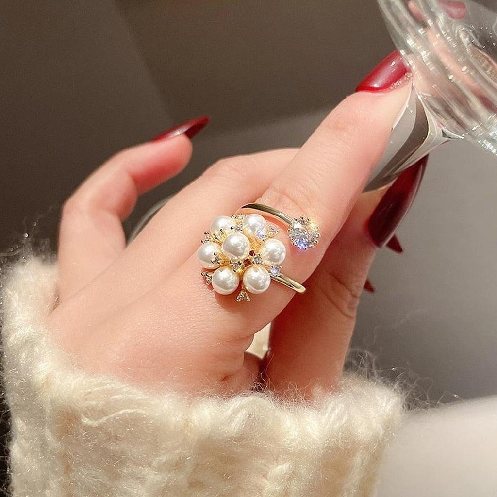 Verstellbarer Ring mit niedlichen Perlen