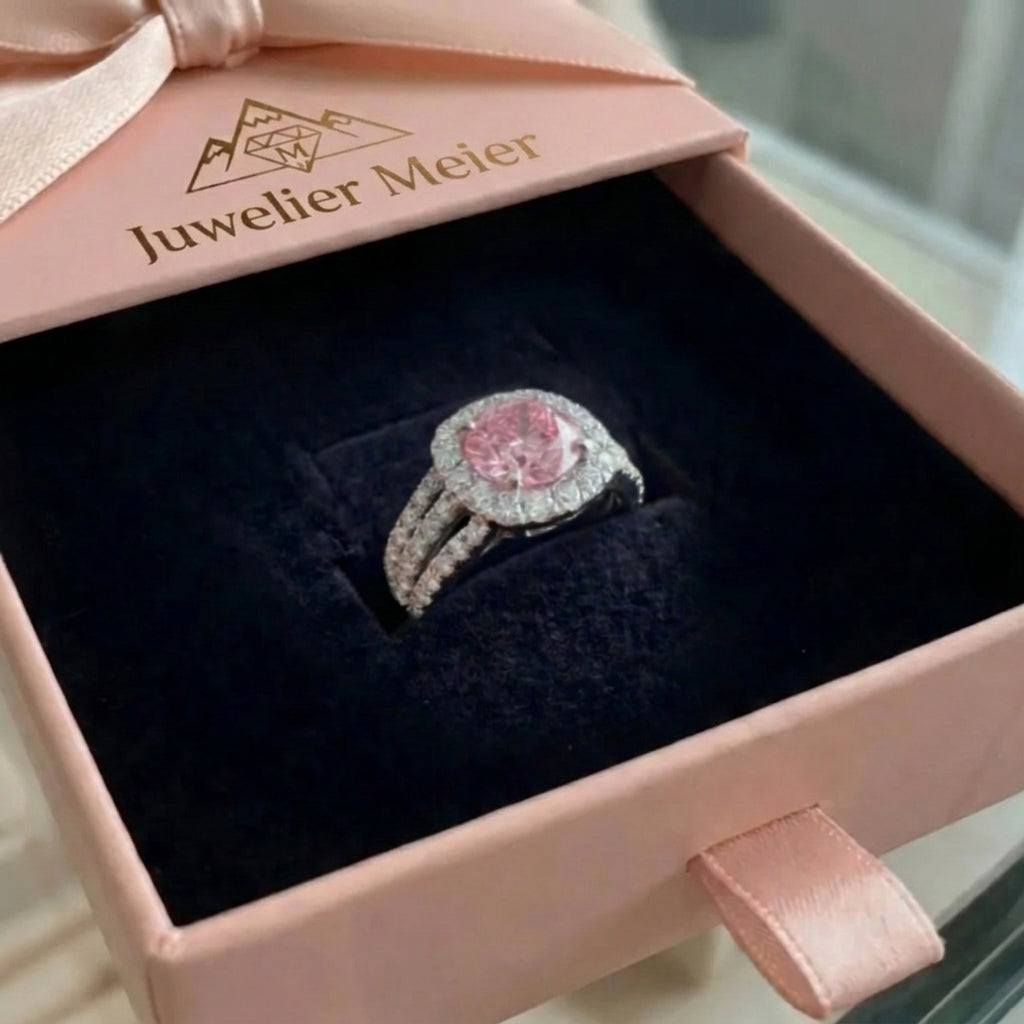 Ring mit Kranz aus Roségold und Weissgold